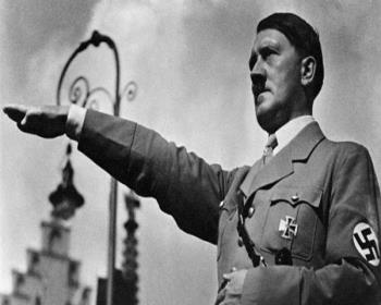 Adolf Hitler kimdir???